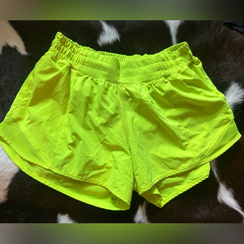 Size 6 tall Lululemon neon yellow hotty hot